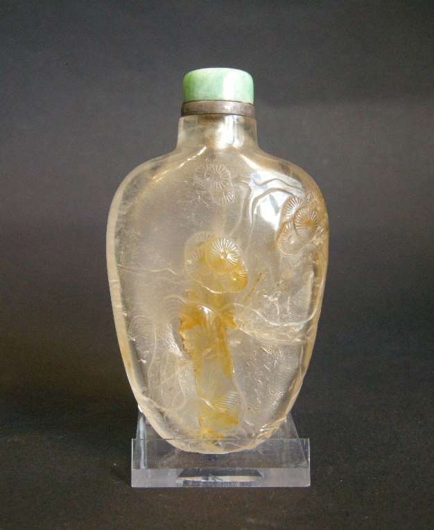 Snuff bottle rock Crystal sculpted